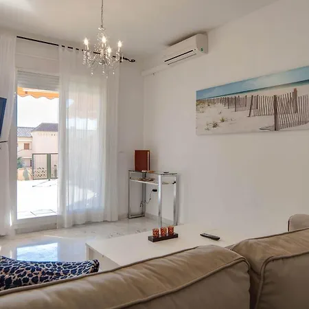 Apartment Apartamento Alta Loma With Bbq, Sea Views, Pool, Wifi Sleeps 6 Fuengirola